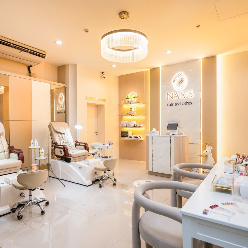 NARIS nails and lashes Bangkok 10110 1 - SeeU Beauty