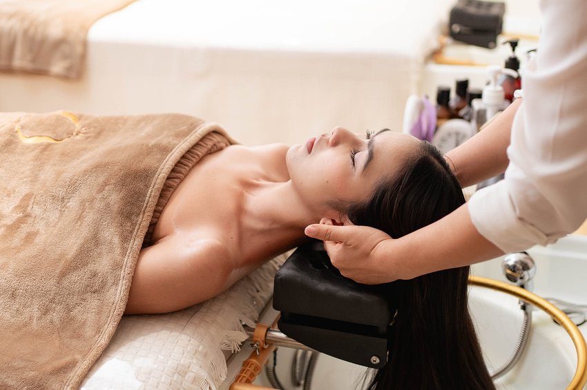 The Queen Salon & Spa Thonglor Bangkok 10100 1 - SeeU Beauty